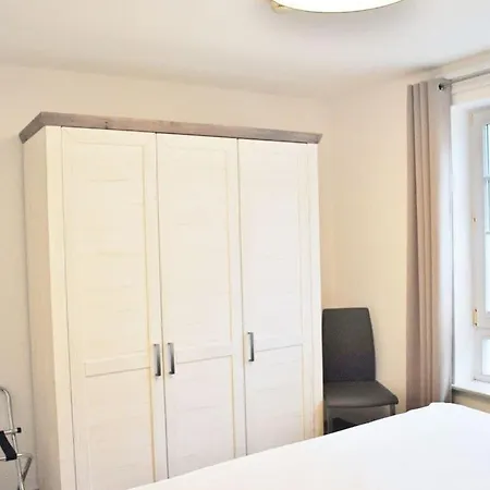Anchorage Comfortable * Binz